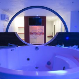 SUITE JACUZZI